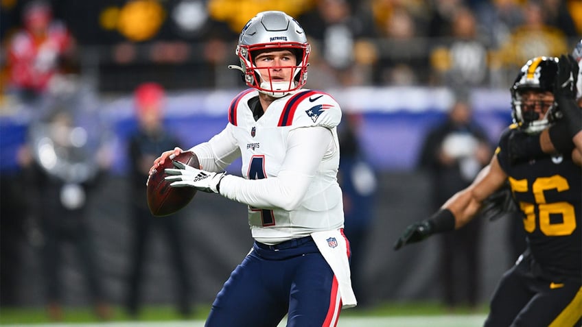 bailey zappe channels tom brady with impressive stat in patriots win over steelers