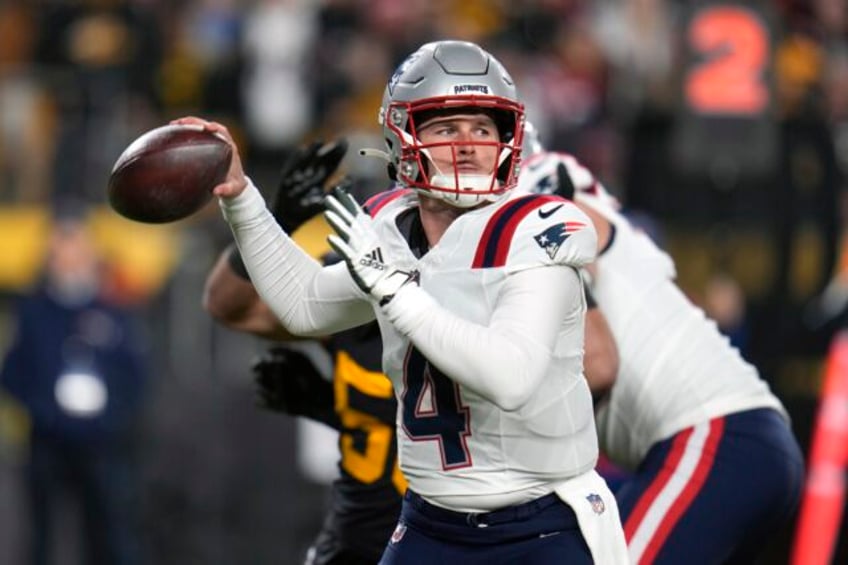 bailey zappe throws for 3 tds patriots damage steelers playoff hopes with 21 18 win