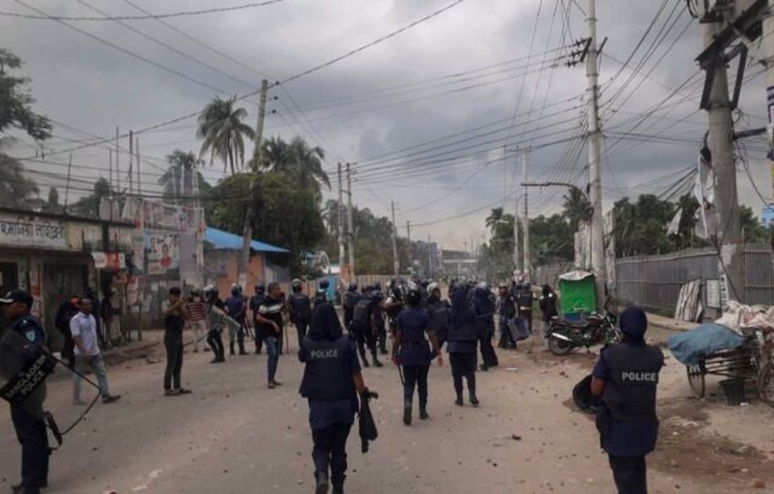 bangladesh police clash with opposition activists ahead of elections leaving hundreds injured