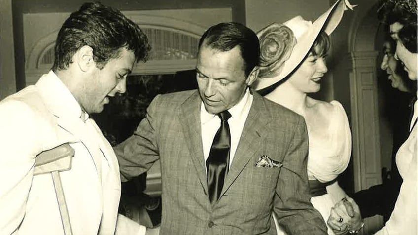 Tony Curtis, Frank Sinatra and Shirley MacLaine 