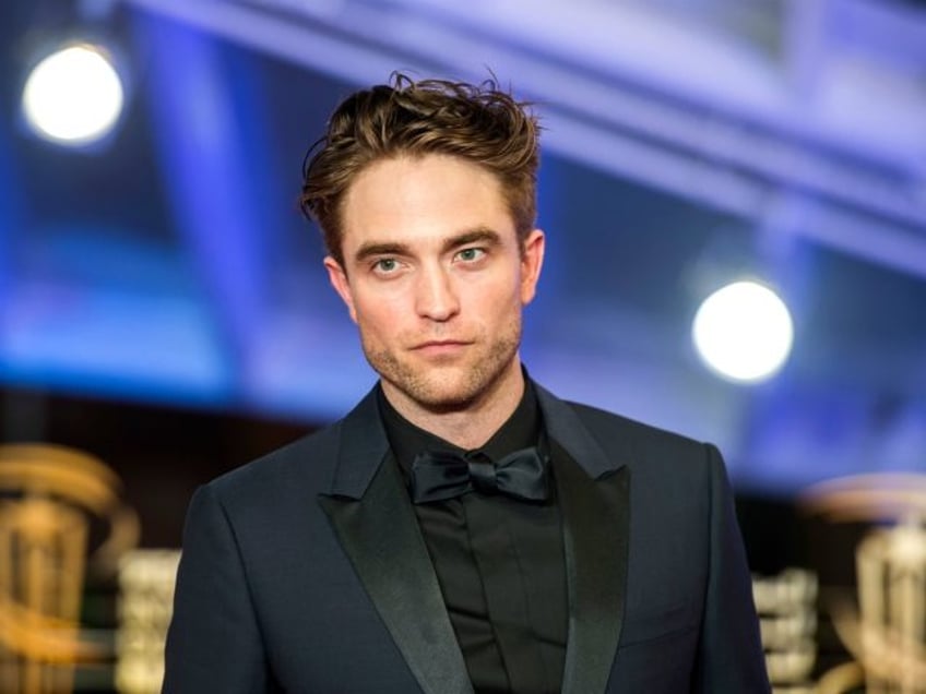 batman star robert pattinson worth 100 million says he suffers anxiety over lack of job security in film industry