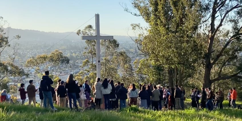 bay area christians fighting city which took down cross they really hate what it stands for