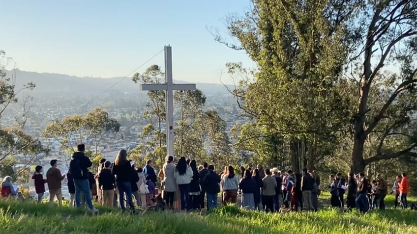 Photo of Albany Hill Cross