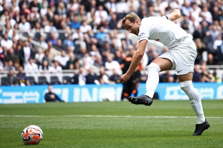 bayern reach deal with spurs to sign kane reports