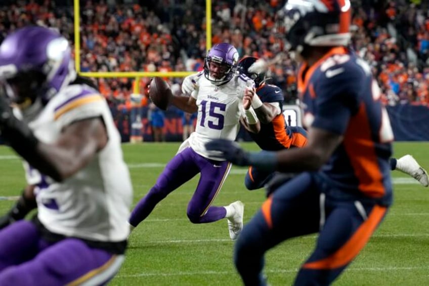 bears vikings game could be a 2 person quarterback scramble with fields and dobbs both bound to run