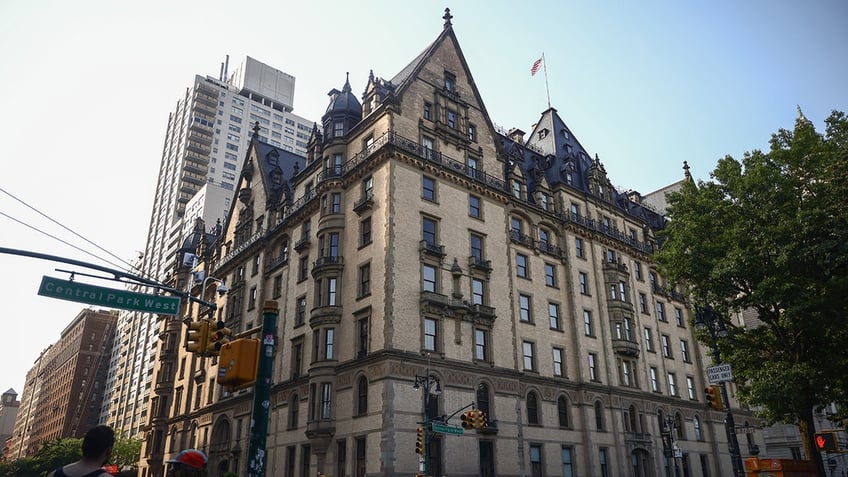 An aerial view of The Dakota