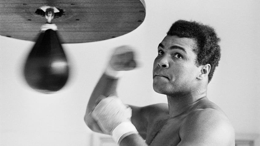 Muhammad Ali practicing