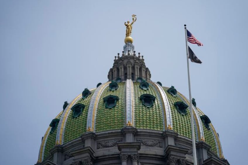 before senior aide to pennsylvania governor resigned coworker accused adviser of sexual harassment