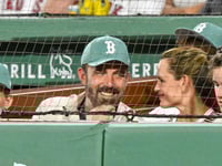 Ben Affleck flashes smile at Jennifer Garner during rare appearance at sporting event