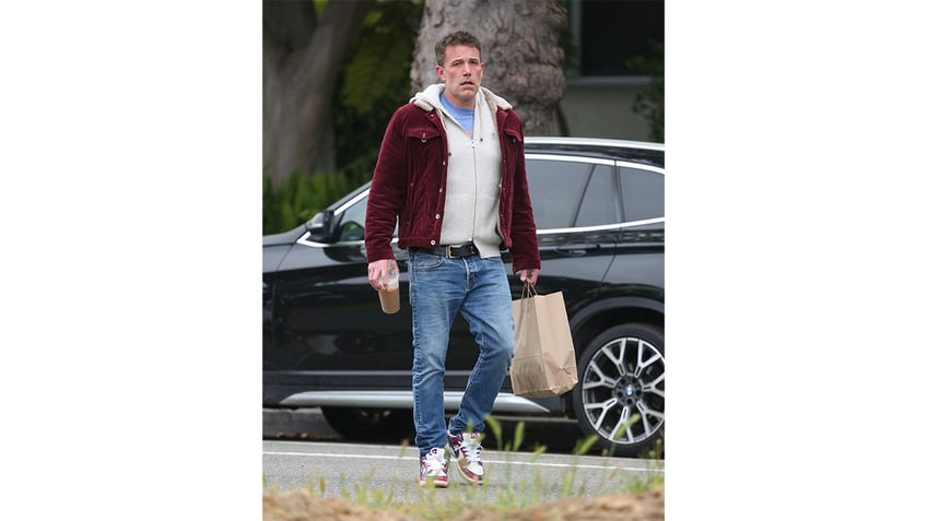 Ben Affleck spotted carrying coffee