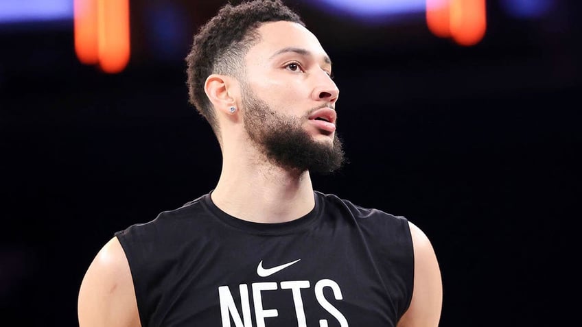 Ben Simmons warms up