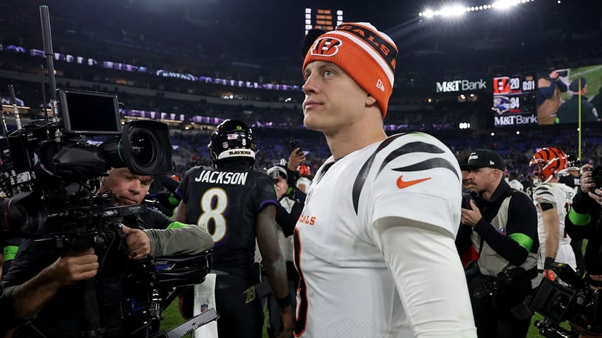 bengals joe burrow discusses wrist sleeve that reportedly prompted investigation into team