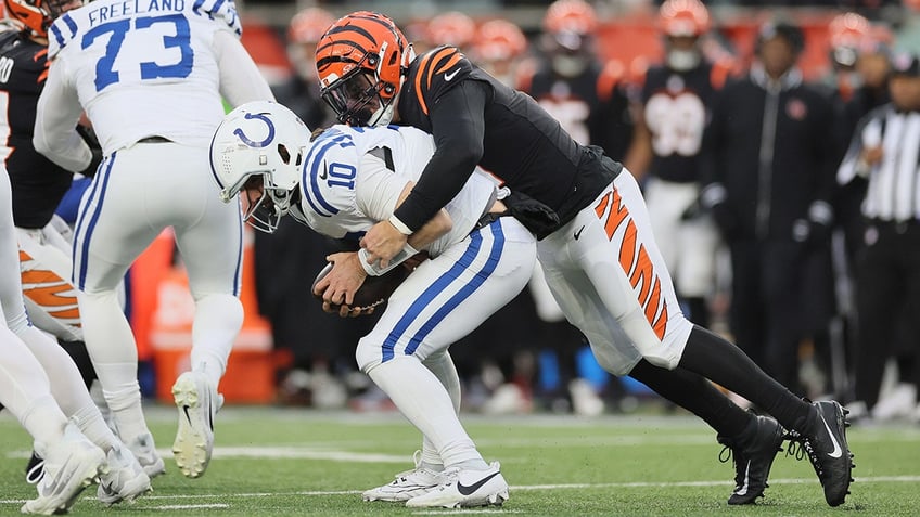 Trey Hendrickson sacks a quarterback