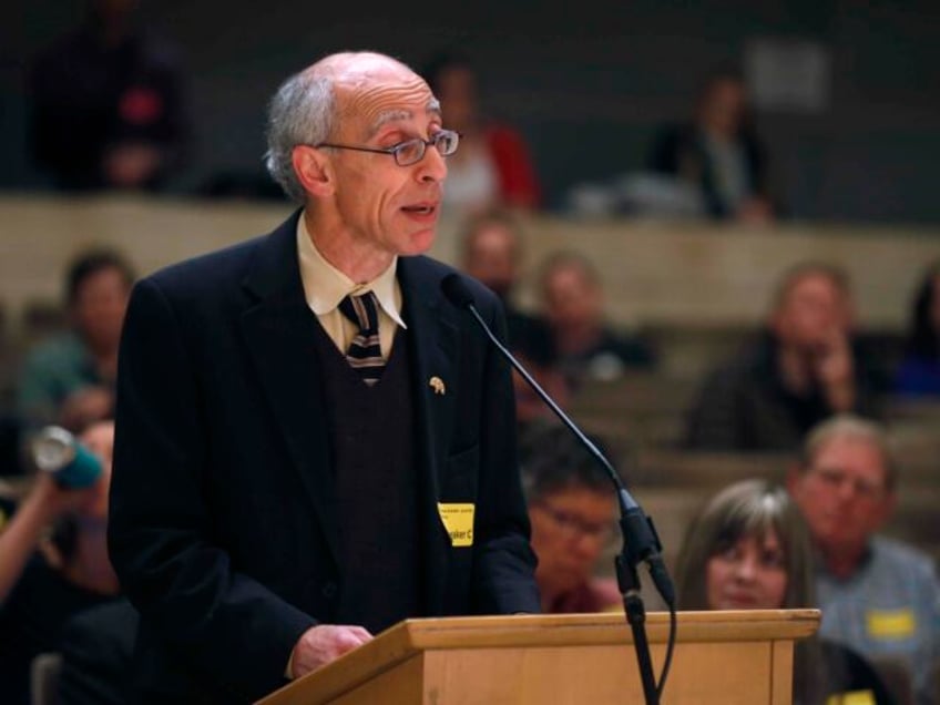 Oakland City Councilmember Dan Kalb speaks at a listening session on the U.S. Environmental Protection Agency's proposal to repeal the Clean Power Plan at the main library branch in San Francisco, Calif. on Wednesday, Feb. 28, 2018. (Photo by Paul Chinn/San Francisco Chronicle via Getty Images)