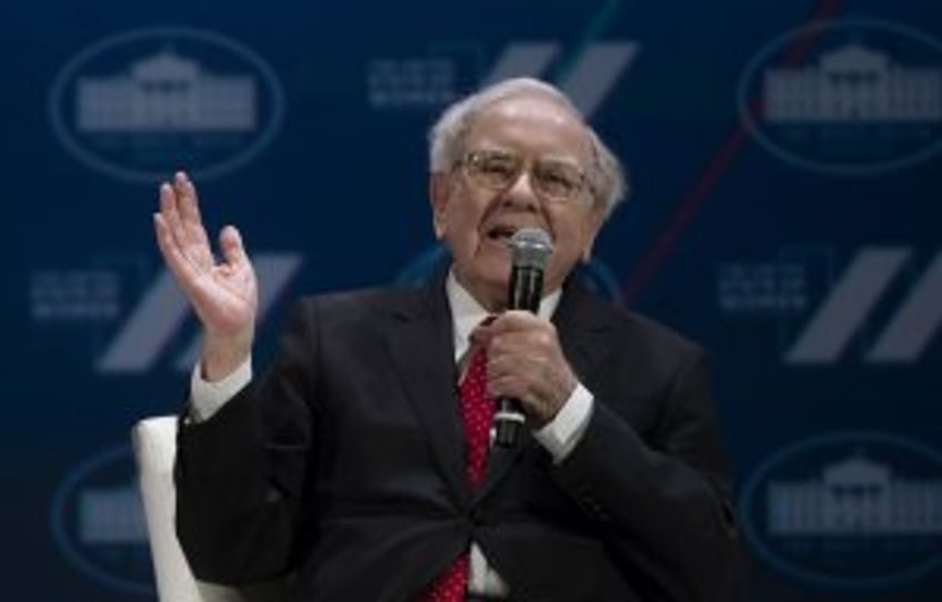 Berkshire Hathaway hits $1 trillion market capitalization