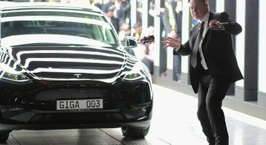 berlin labor minister says tesla cars are nazi cars faces serious backlash