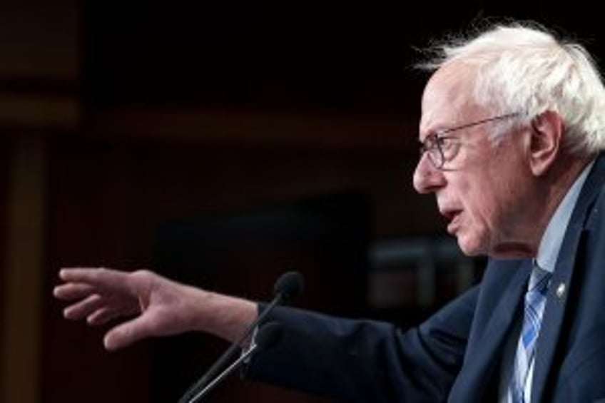 Bernie Sanders backs two progressives in NYC Democratic primaries