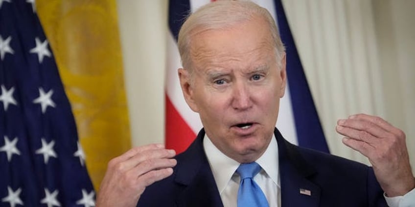 bernie sanders sticks up for fellow octogenarian biden seemed fine to me