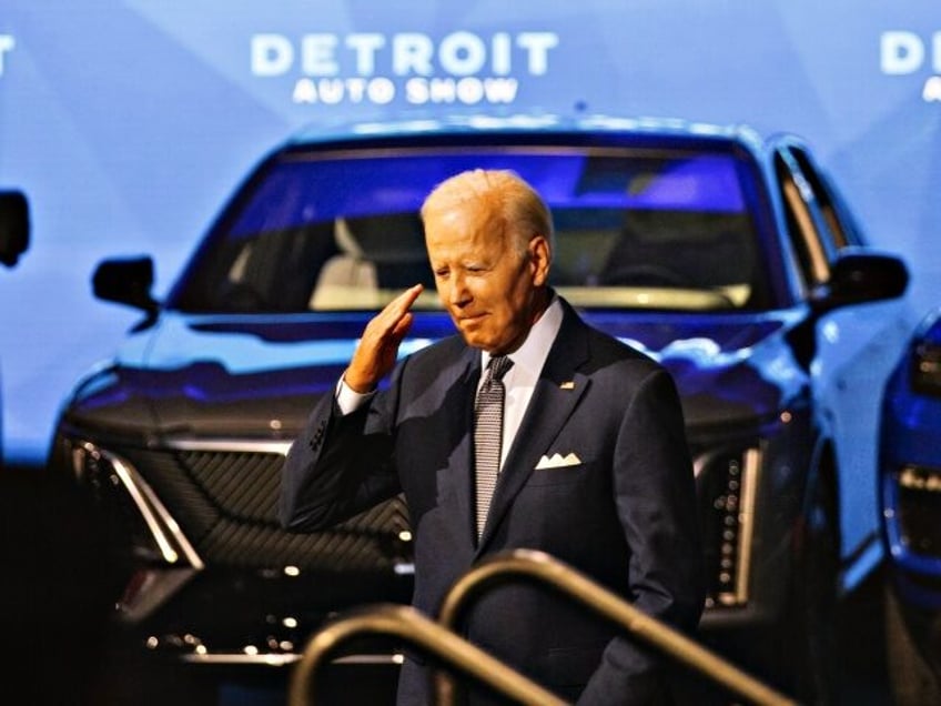 betting on biden automakers commit billions to electric vehicles while americans stick with gas powered cars