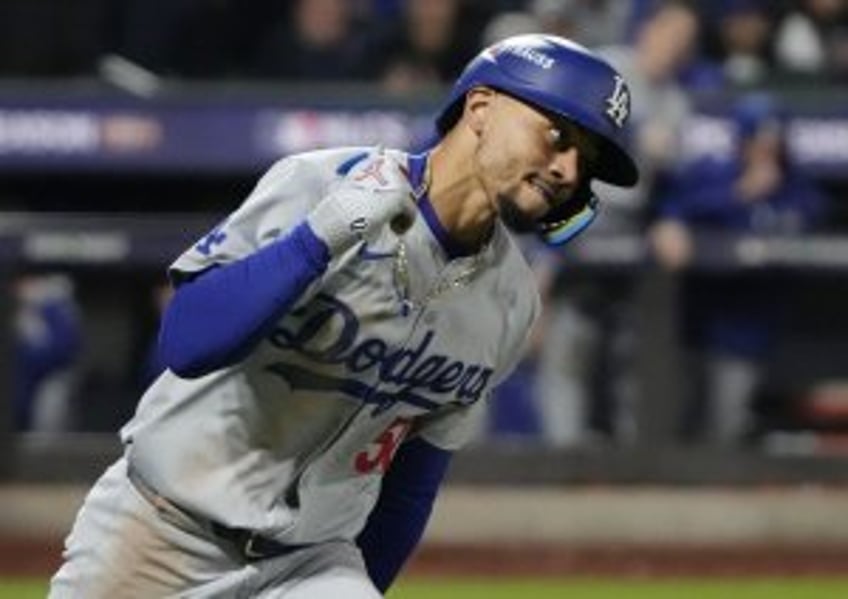 Betts' big night, Ohtani blast give L.A. Dodgers 3-1 NLCS lead over N.Y. Mets