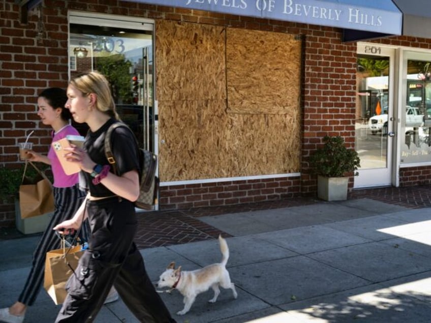 beverly hills high end retail stores shuttered amid smash and grab epidemic