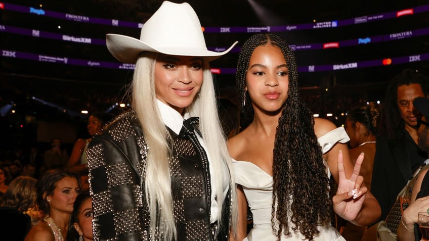 Beyonce and Blue Ivy at the Grammys