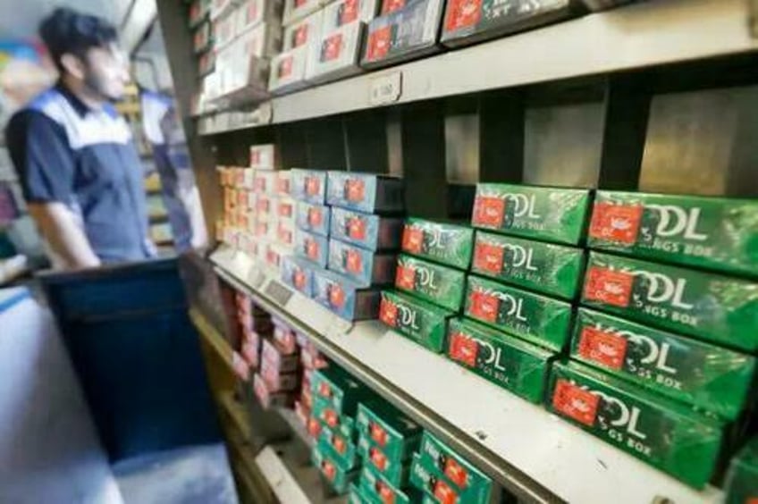 biden admin abandons plan to ban menthol cigarettes to avoid angering black voters