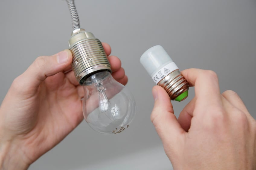 biden admin begins enforcing nationwide lightbulb bans igniting backlash from gop liberal fantasies