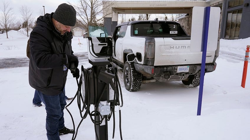 hummer charging