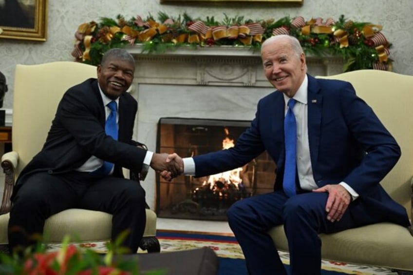 biden meets angolan leader as us aims to counter china in africa