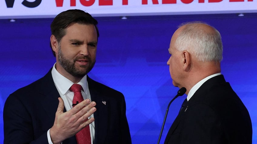 JD Vance, Tim Walz