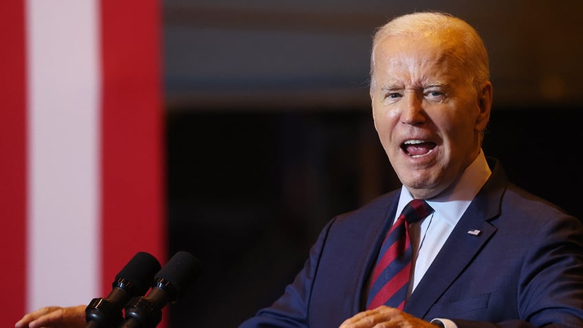 biden serves word salad at kitchen table economics speech