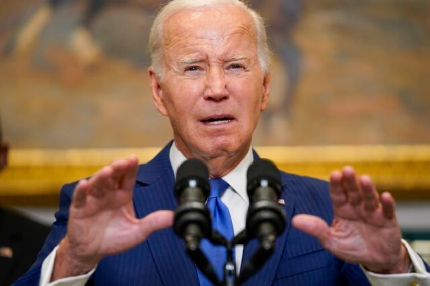 biden warns idalia still dangerous says he hasnt forgotten about the victims of hawaiis wildfires