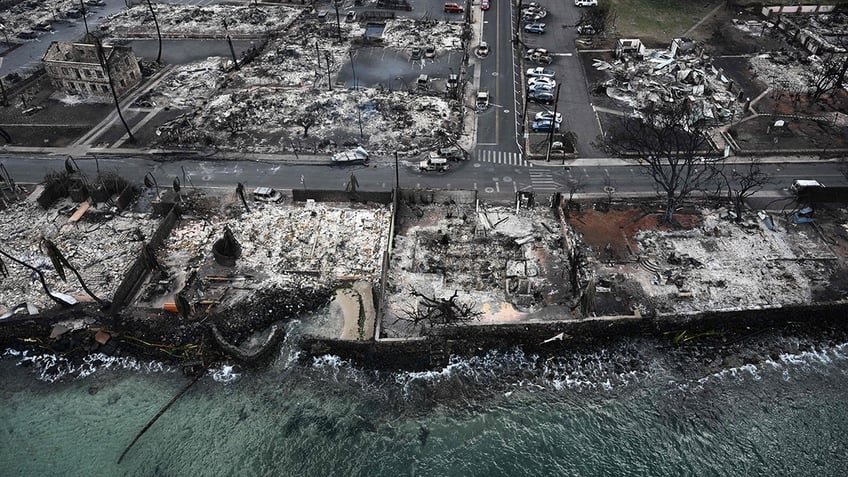 biden warns maui residents recovery will take time recalls kitchen fire that displaced him for 7 months