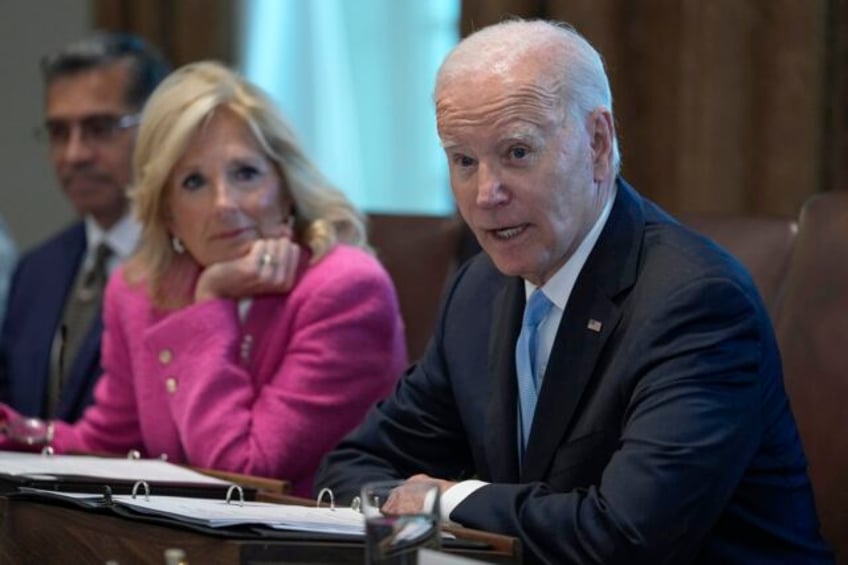 biden white house strategy for impeachment inquiry dismiss compartmentalize scold fundraise