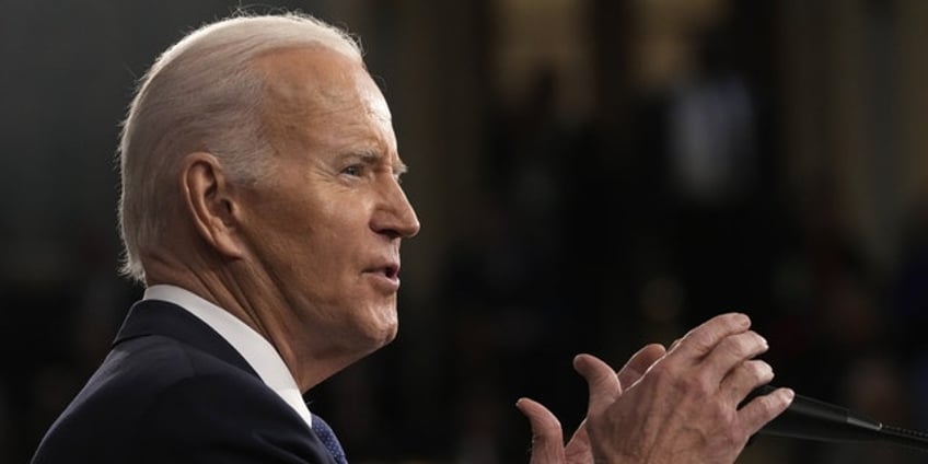 bidens frugal re election campaign spending less than house senate candidates