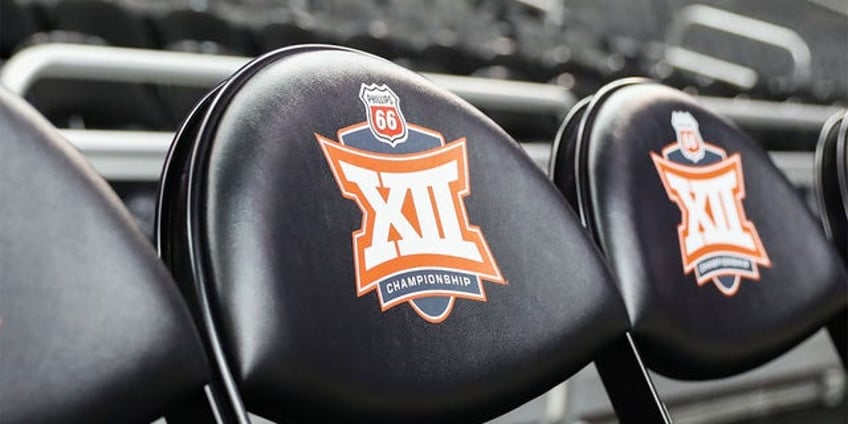 big 12 commissioner reveals conversation with pac 12 counterpart after conference expansion