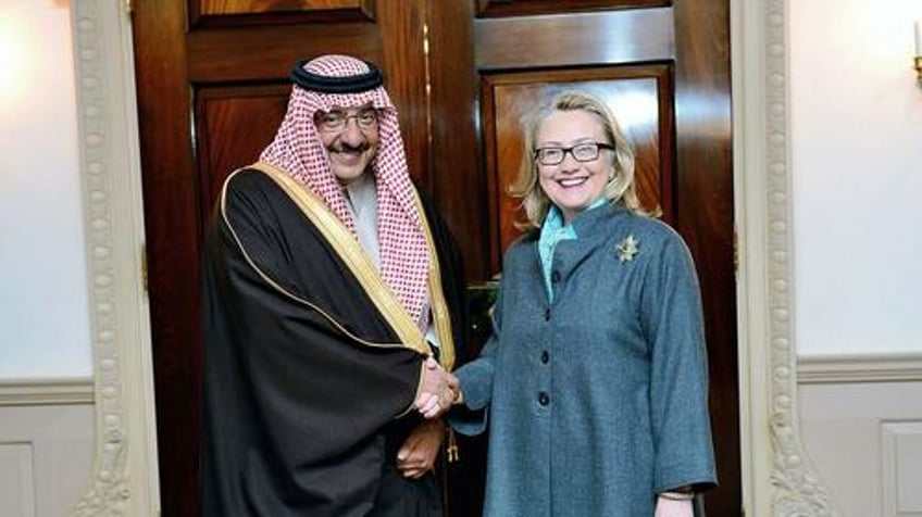 biggest self own in the history of the internet hillary clinton tries to get cute over qatar