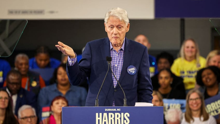 Bill Clinton campaigns for Harris-Walz