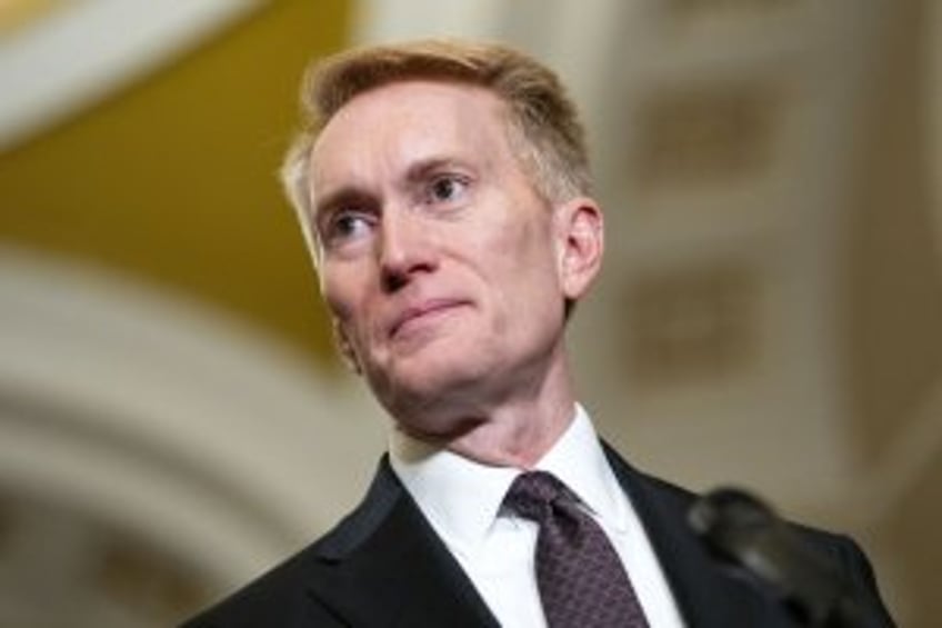 Bill would allow charitable nonprofits to endorse candidates