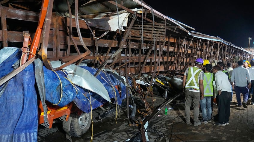 People searching the collapsed structure