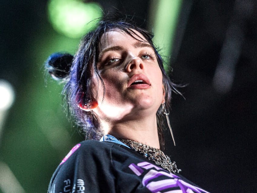 NEW YORK, NY - JUNE 18: Billie Eilish performs live on the Rooftop at Pier 17 on June 12,