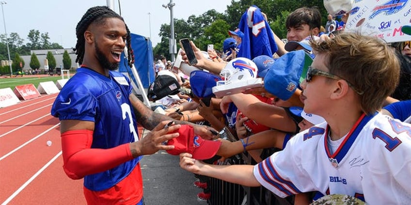 bills damar hamlin admits he was a little scared at first padded practice since cardiac arrest