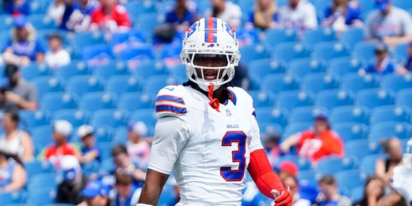 bills damar hamlin plays in first game since cardiac arrest