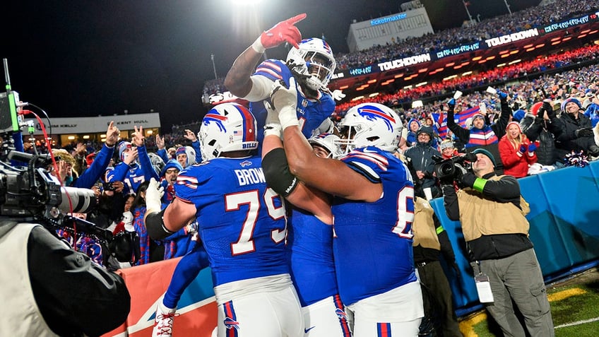 bills put struggles in the rearview for blowout win over jets