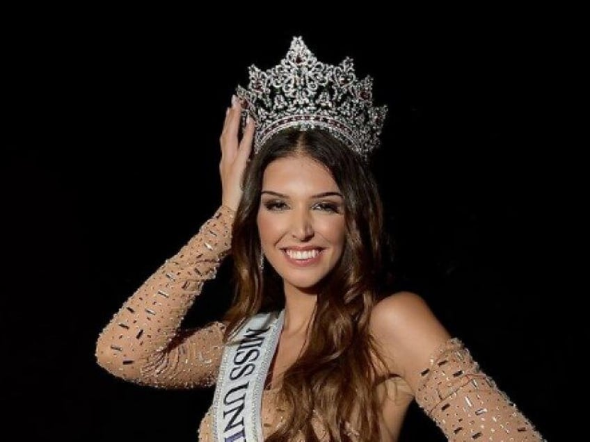 biological man crowned miss portugal in miss universe pageant