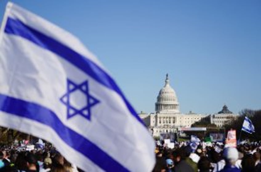 Bipartisan lawmakers introduce bill to counter antisemitism