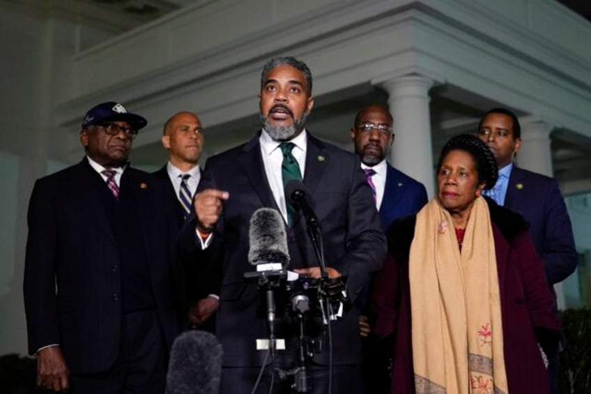 black lawmakers press justice and education departments to investigate floridas race curriculum