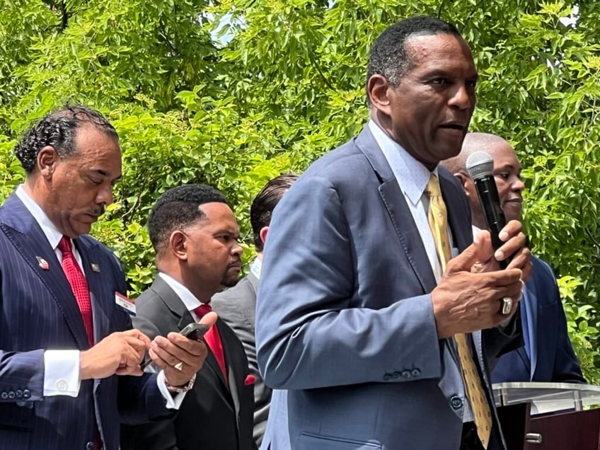 black republican delegates hold first ever meeting at rnc this movement cannot be stopped