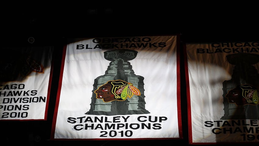 blackhawks accused of inadequately handling sex assault allegations during 2009 10 stanley cup run